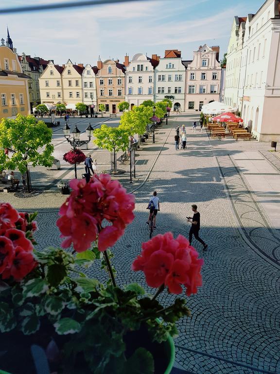 Apartamenty Przy Ratuszu Boleslawiec  Eksteriør billede